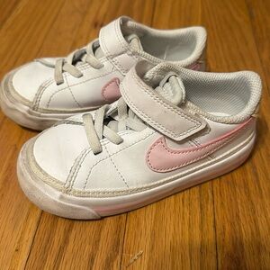 Toddler Girl Nike Legacy Sneakers